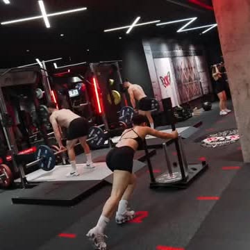 2025 ha sido un año de crecimiento para ON AIR Fitness. 

Valencia, Málaga y Madrid han sido parte de este camino. Distintas ciudades, un mismo concepto, y una visión clara: seguir creciendo y llegar a más puntos de España.

Cerramos el año con ilusión, nuevos retos y la mirada puesta en todo lo que está por venir.
Esto es solo el comienzo.
ON AIR Fitness. El concepto en movimiento.

🔴 𝗦𝗣𝗢𝗥𝗧 I 𝗠𝗨𝗦𝗜𝗖 I 𝗗𝗘𝗦𝗜𝗚𝗡 🔴

#OnAirEspaña #Fitness #Deporte #Música #Diseño #Innovación #OnAirFitness
#OnAir