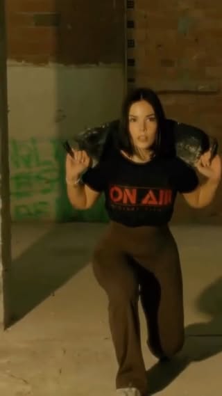 🚧 A obra avança… e vai ser enorme 🚧
As paredes começam a tomar forma.
Os espaços estão a ser definidos.
E muito em breve… 2.300 m² de treino 100% ON AIR:
🏋️ Força & Pesos
⚡ Treino Híbrido
🥊 Boxe & MMA
💪 Zona Ladies
❤️‍🔥 Cardio
🏆 Halterofilismo
Só mais algumas semanas… e vais treinar no novo playground mais motivador de Braga 💥

📲 Inscreve-te pelo link na bio para receberes a data de abertura e aproveitares as ofertas de pré-abertura.